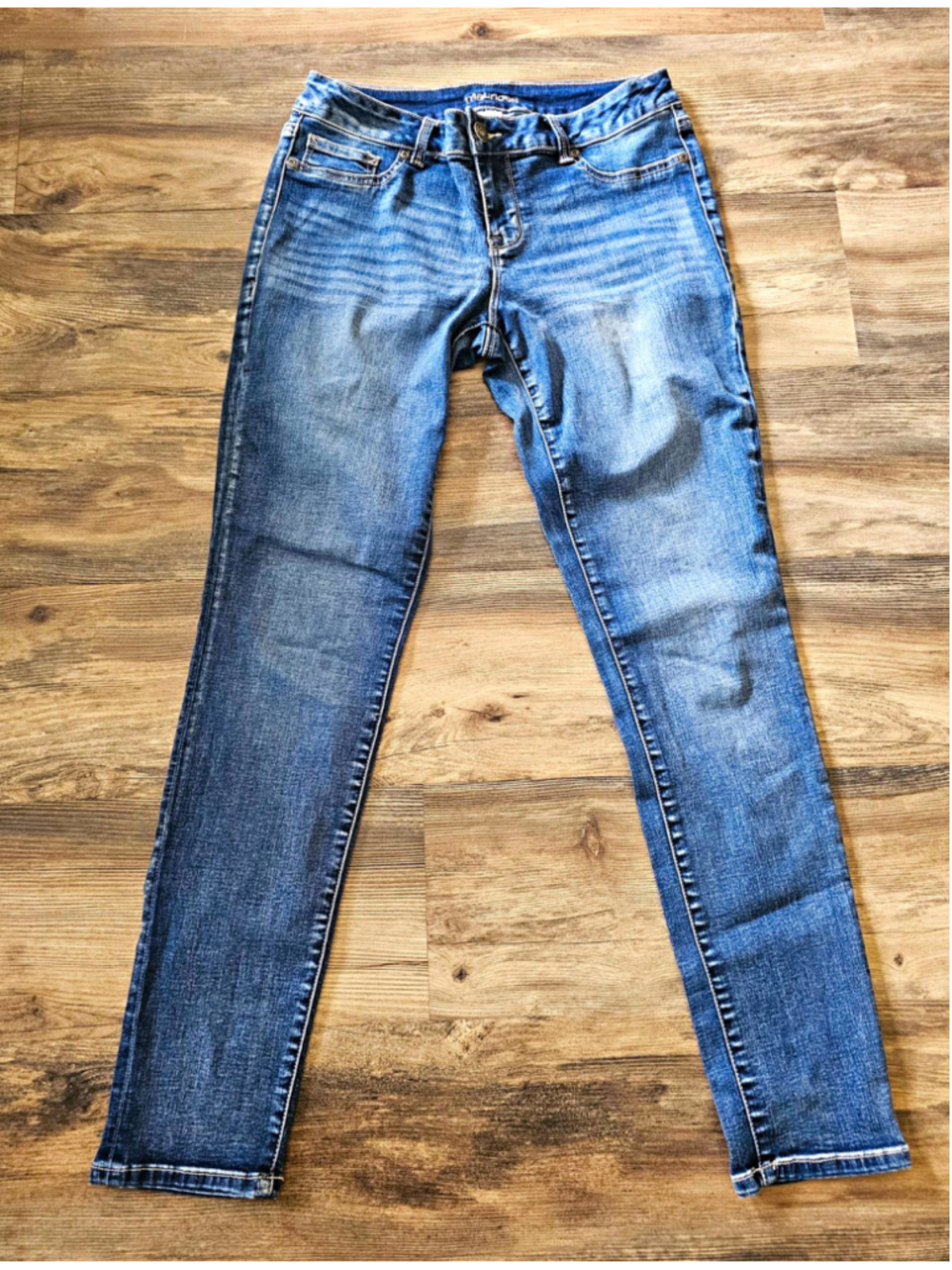 Maurices Medium Wash Blue Skinny Jeans Women’s L Regular Stretch 5-Pocket Denim